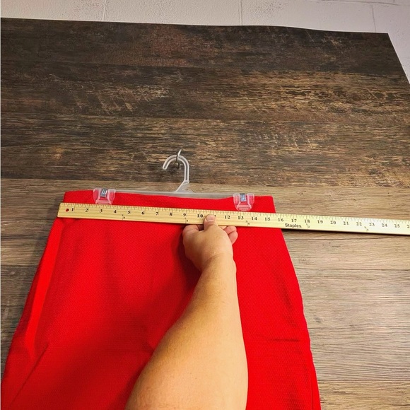 Ann Taylor Vibrant Red Pencil Skirt - Picture 3 of 10